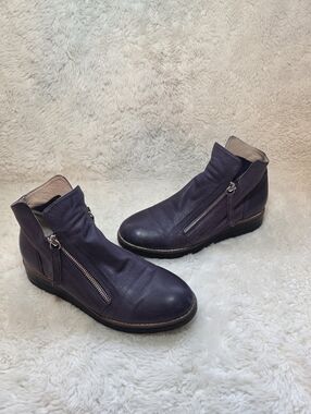 ​Django & Juliette OHMY Purple Leather Twin Zip Flatform Booties EU 39 US 8.5